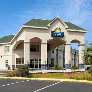 Days Inn By Wyndham Panama City
